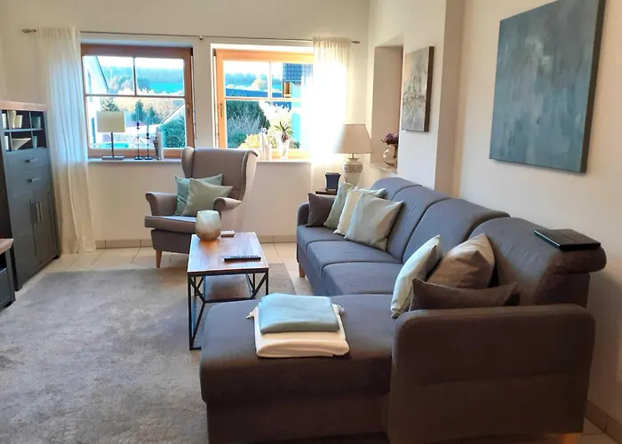 Holiday Flat With Idyllic Garden In Daun