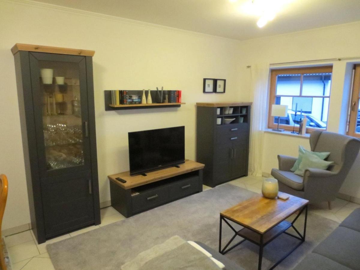 Flat With Idyllic Garden In *