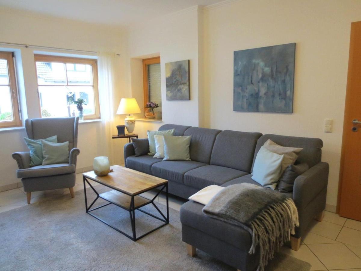 Flat With Idyllic Garden In *