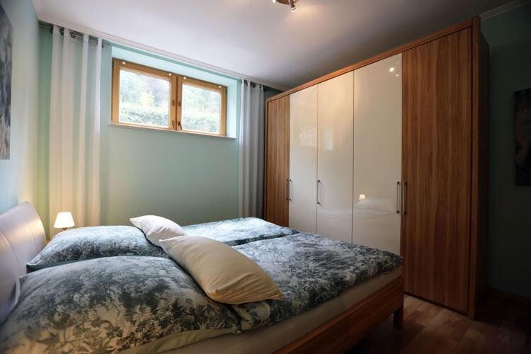 Flat With Idyllic Garden In *