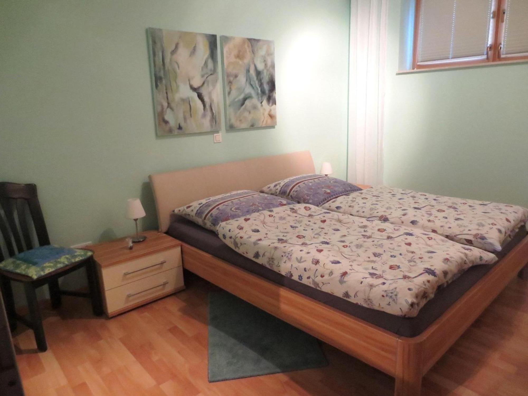 Flat With Idyllic Garden In *